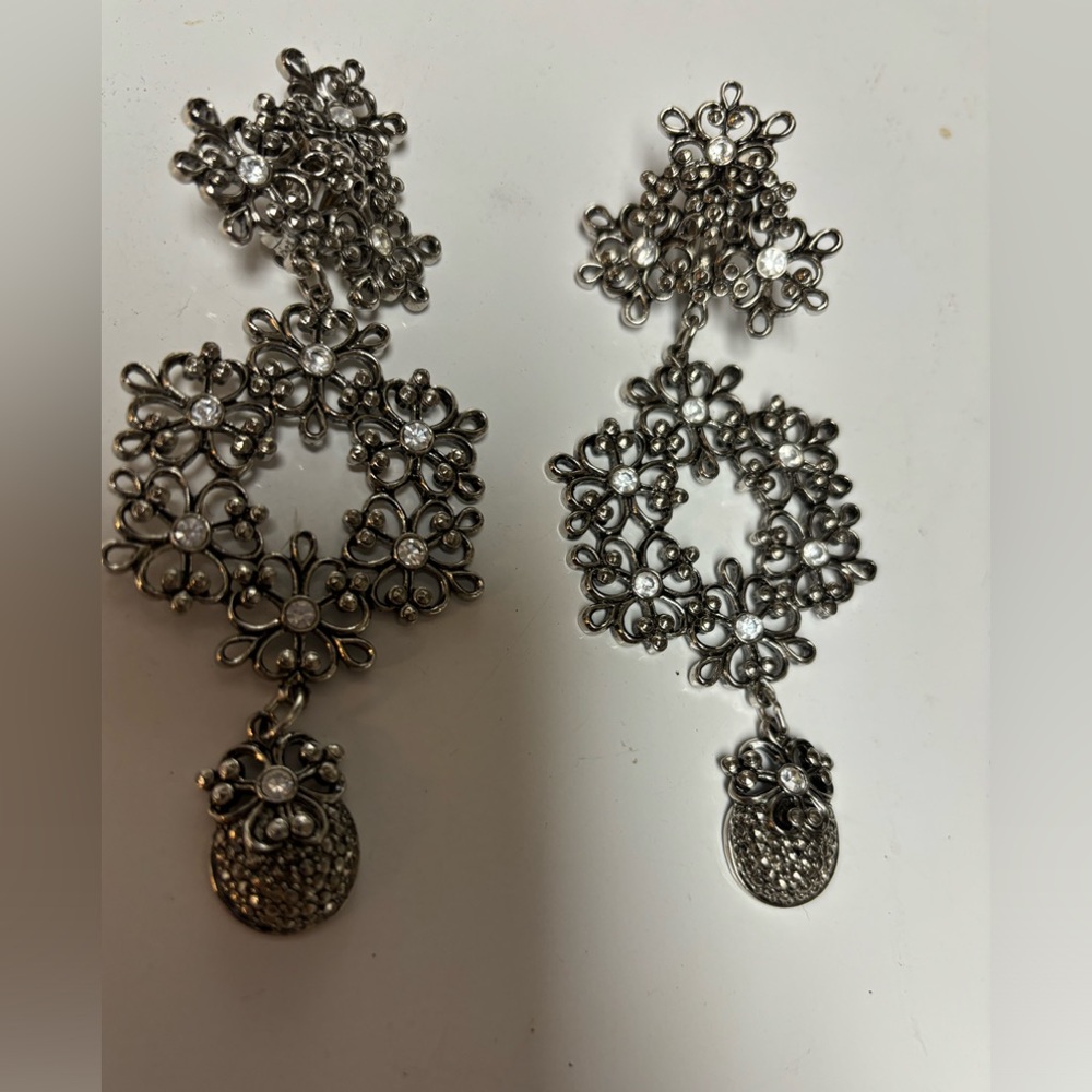 Jose Barrera SILVERTONE earrings for Avon